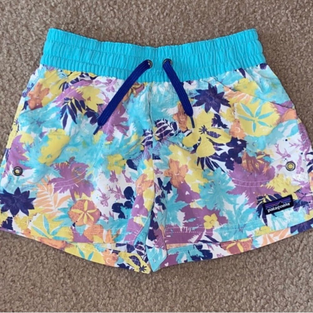 Patagonia Girls Shorts Size Medium
